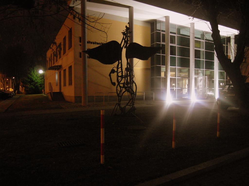 Rint - Centrum Kalinowskiego Bialystok Luaran gambar